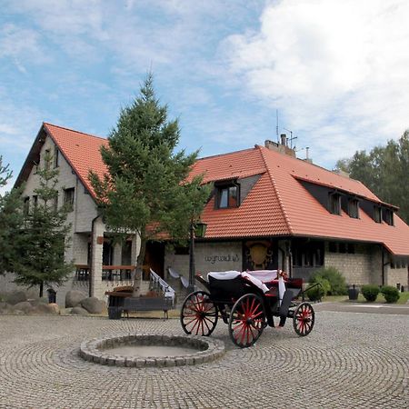 Hotel Wyrwidab Chodziez Ngoại thất bức ảnh